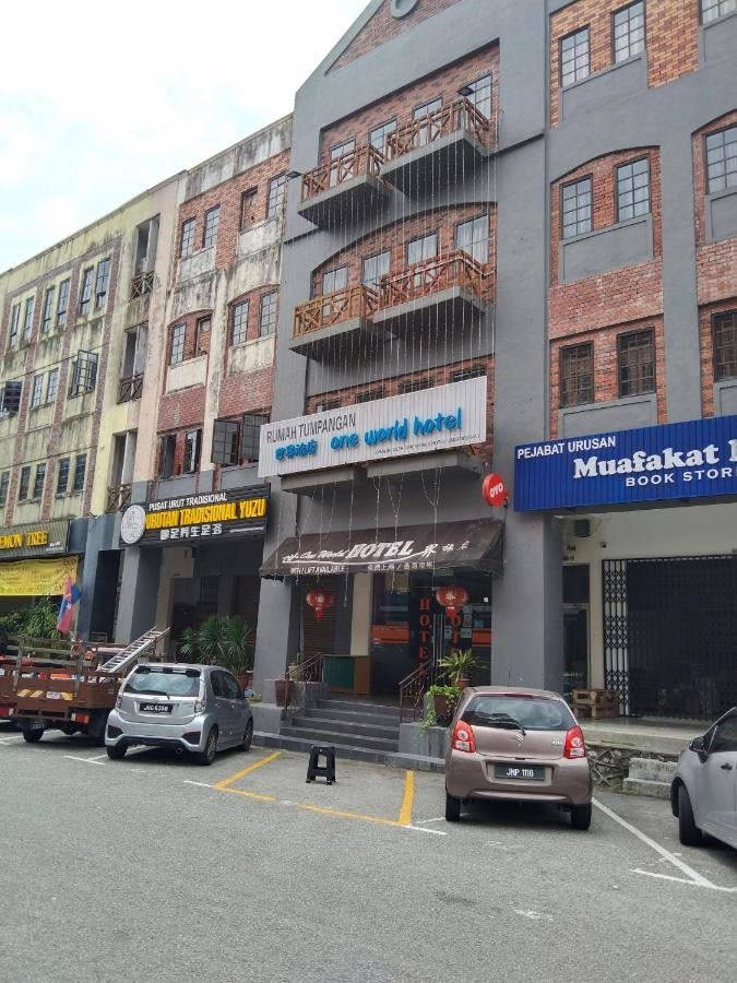 One World Hotel Kulai Exterior photo